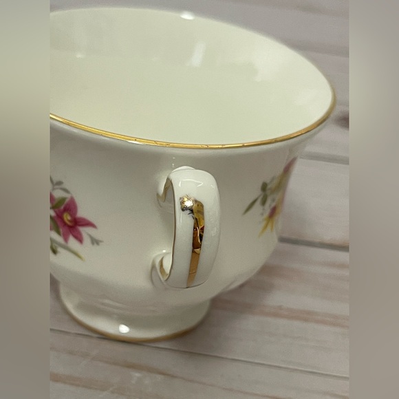 Queen Anne Princess Roses Teacup And Saucer Made In England - Picture 7 of 14